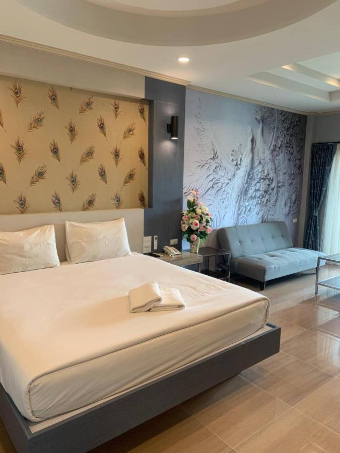 โรงแรมมาลินี Surin Ngoại thất bức ảnh
