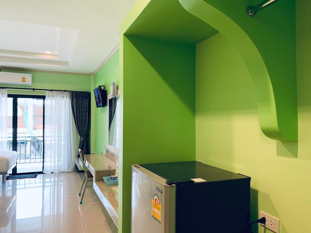โรงแรมมาลินี Surin Ngoại thất bức ảnh